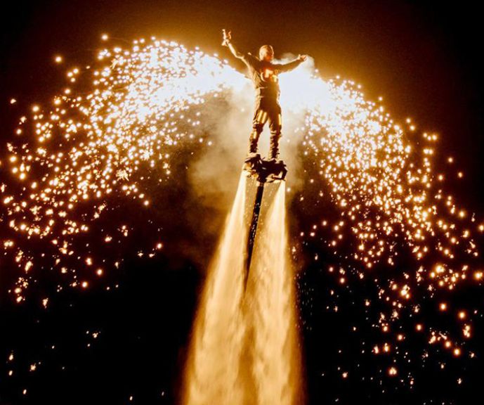 Fly board show