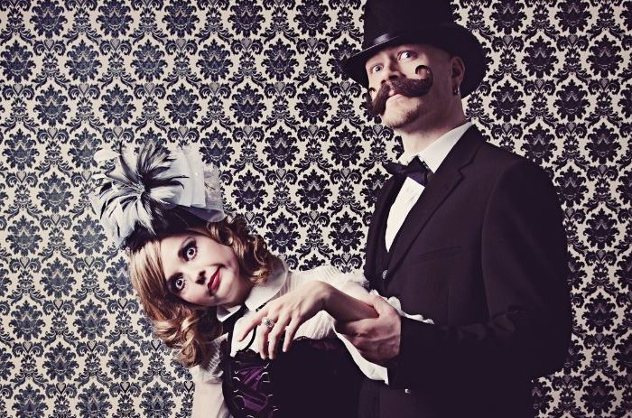 Ventriloquist artist